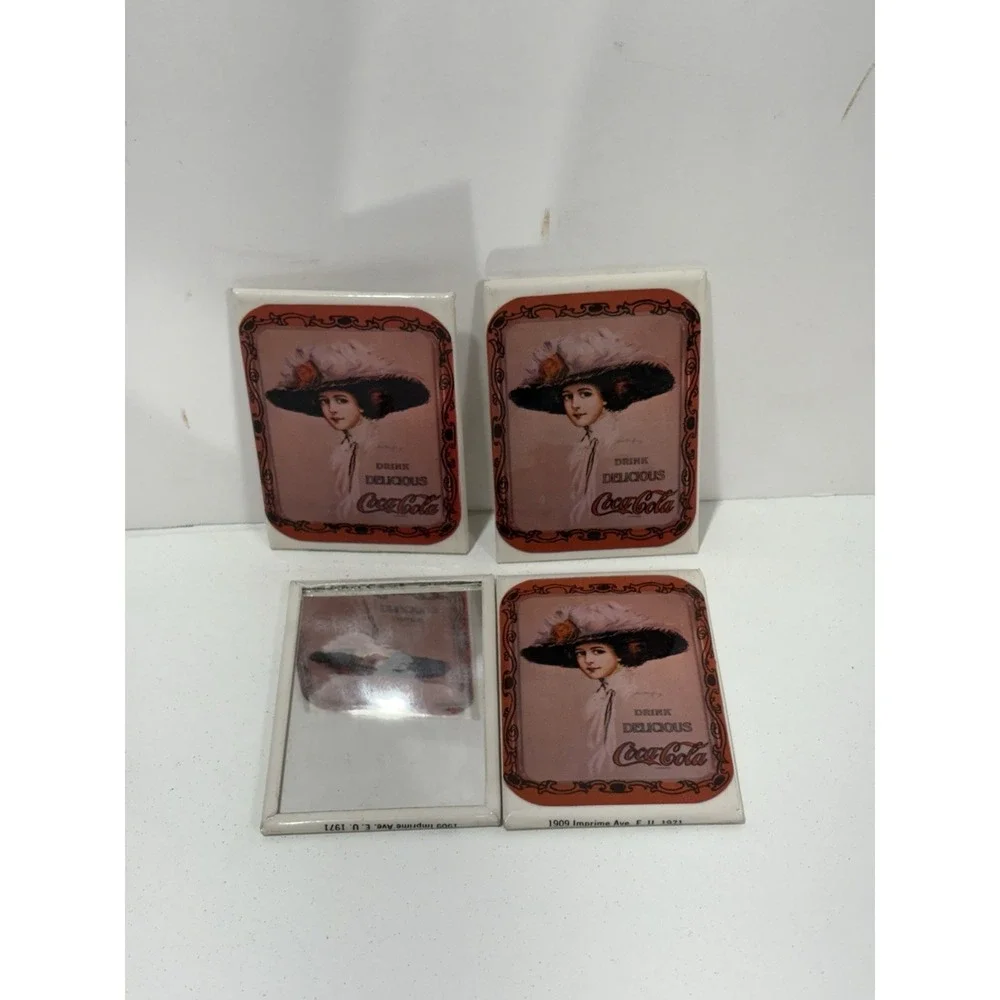 Vintage antique Coca-Cola Big Hat Girl Pocket mirror 1971 lot Of 4 Mirrors